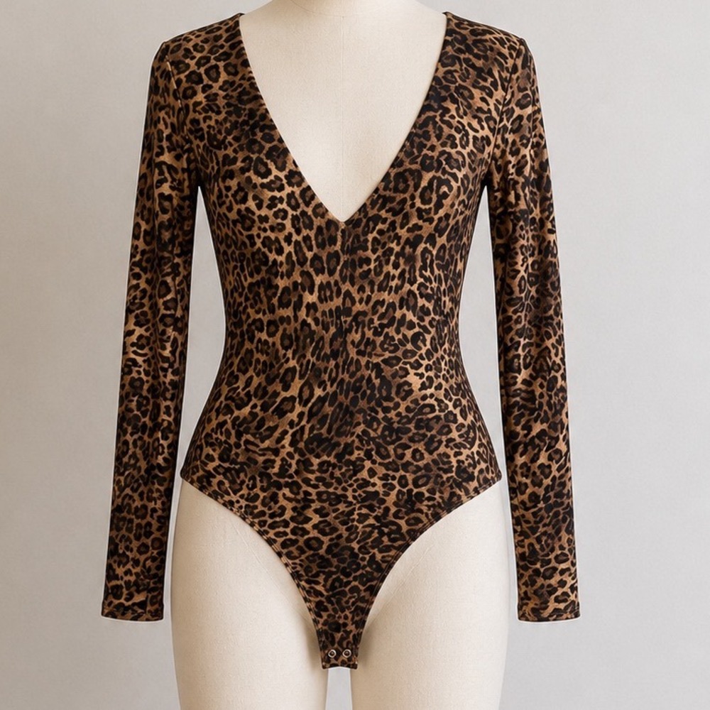 Good American Leopard Print Deep V-Neck Long Sleeve Bodysuit Tan Brown Medium